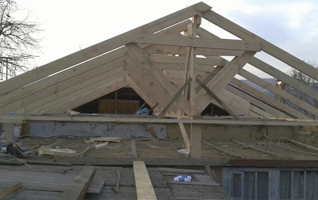 Реконструкция крыши частного дома — фото 1